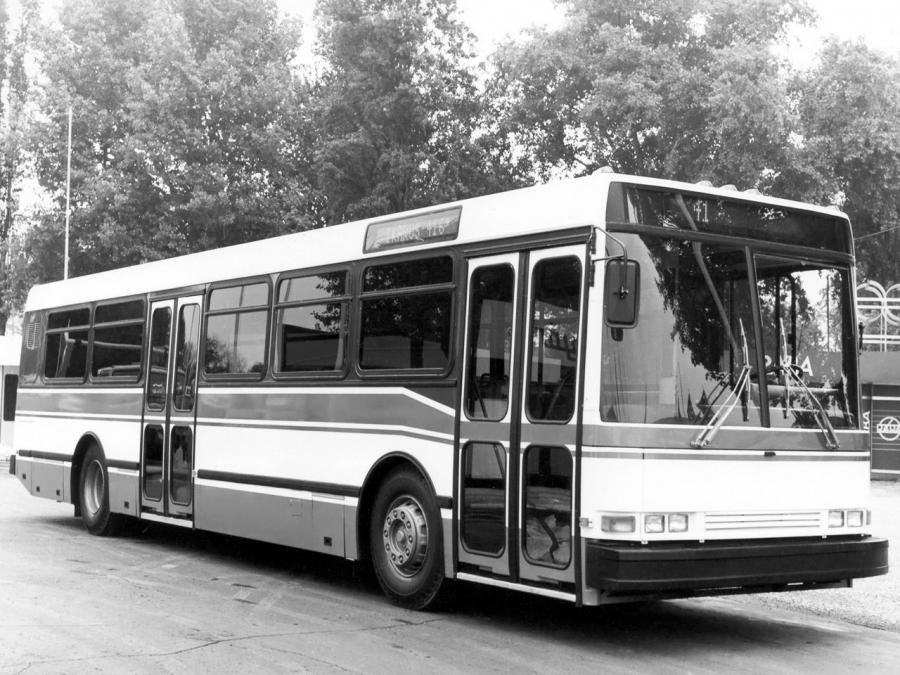  Ikarus 416 1989 года  (фото 5 из 12)